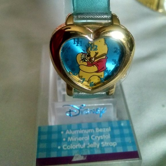 Vintage Rare Disney Winnie The Pooh Heart Watch
